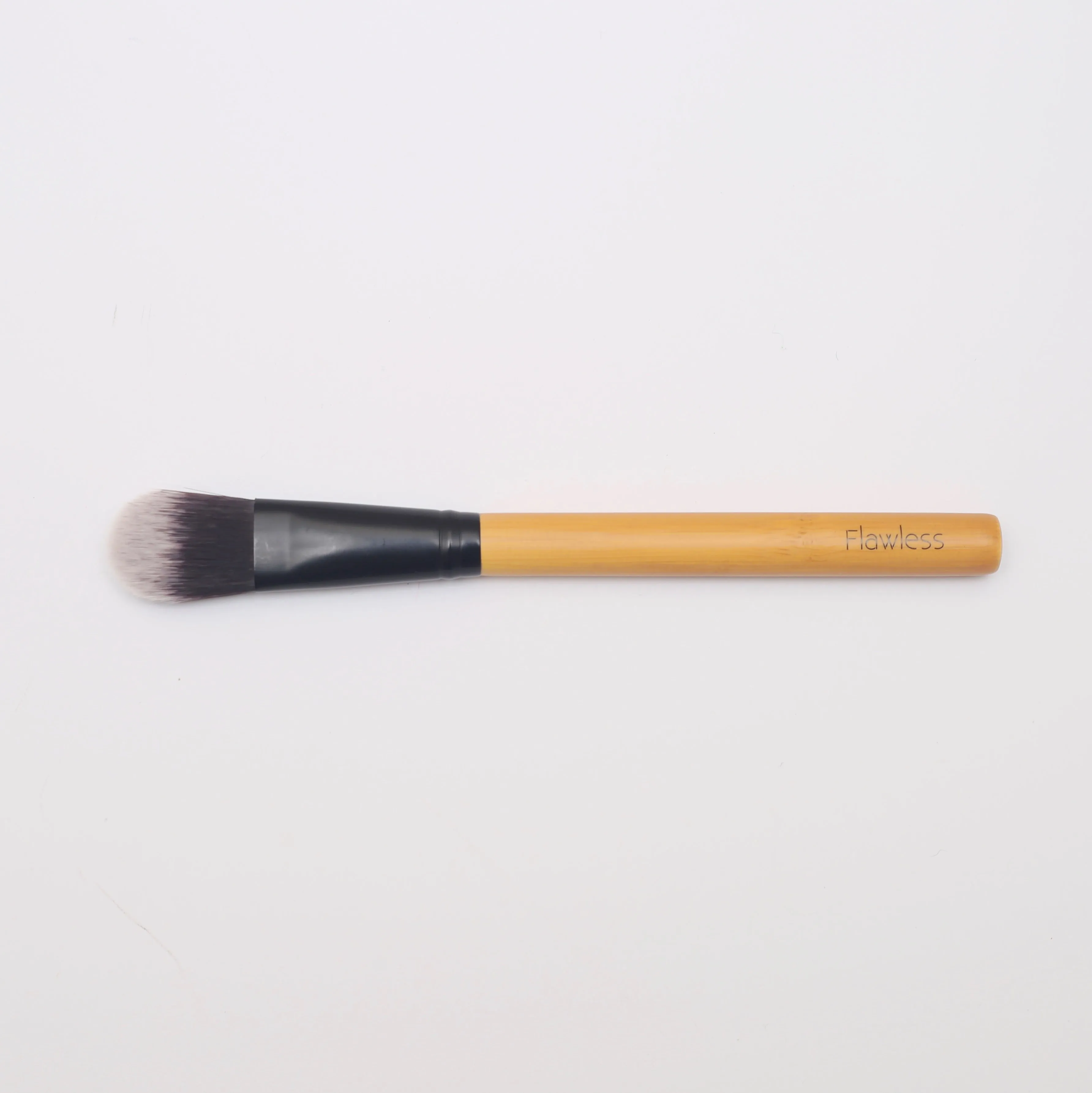 Classic Foundation Brush