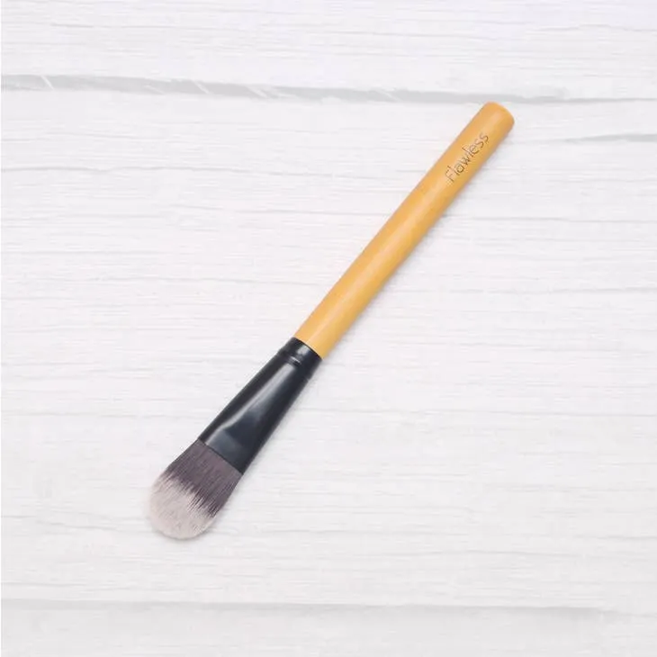 Flawless Foundation Bamboo Makeup Brush