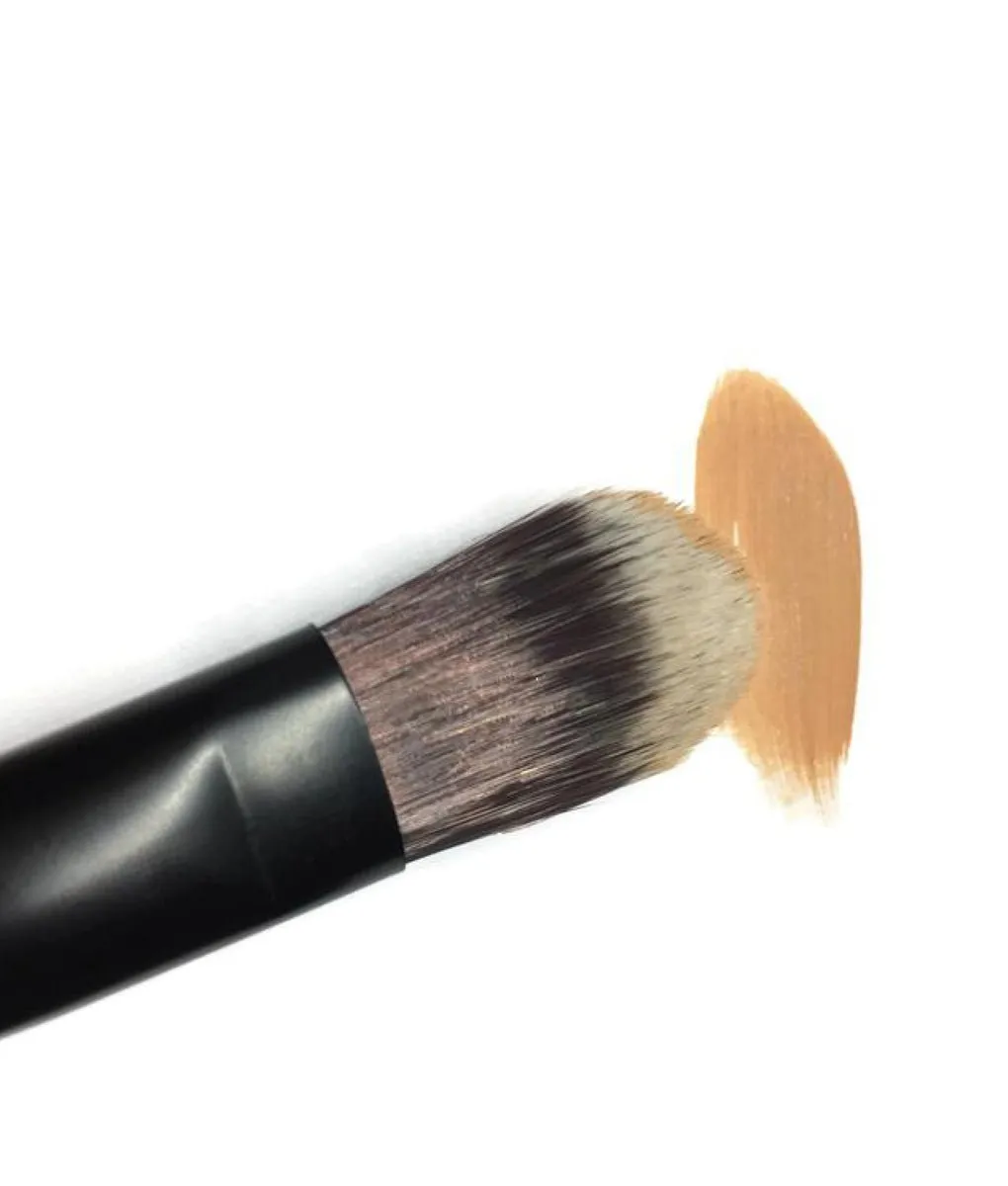 Flawless Foundation Bamboo Makeup Brush