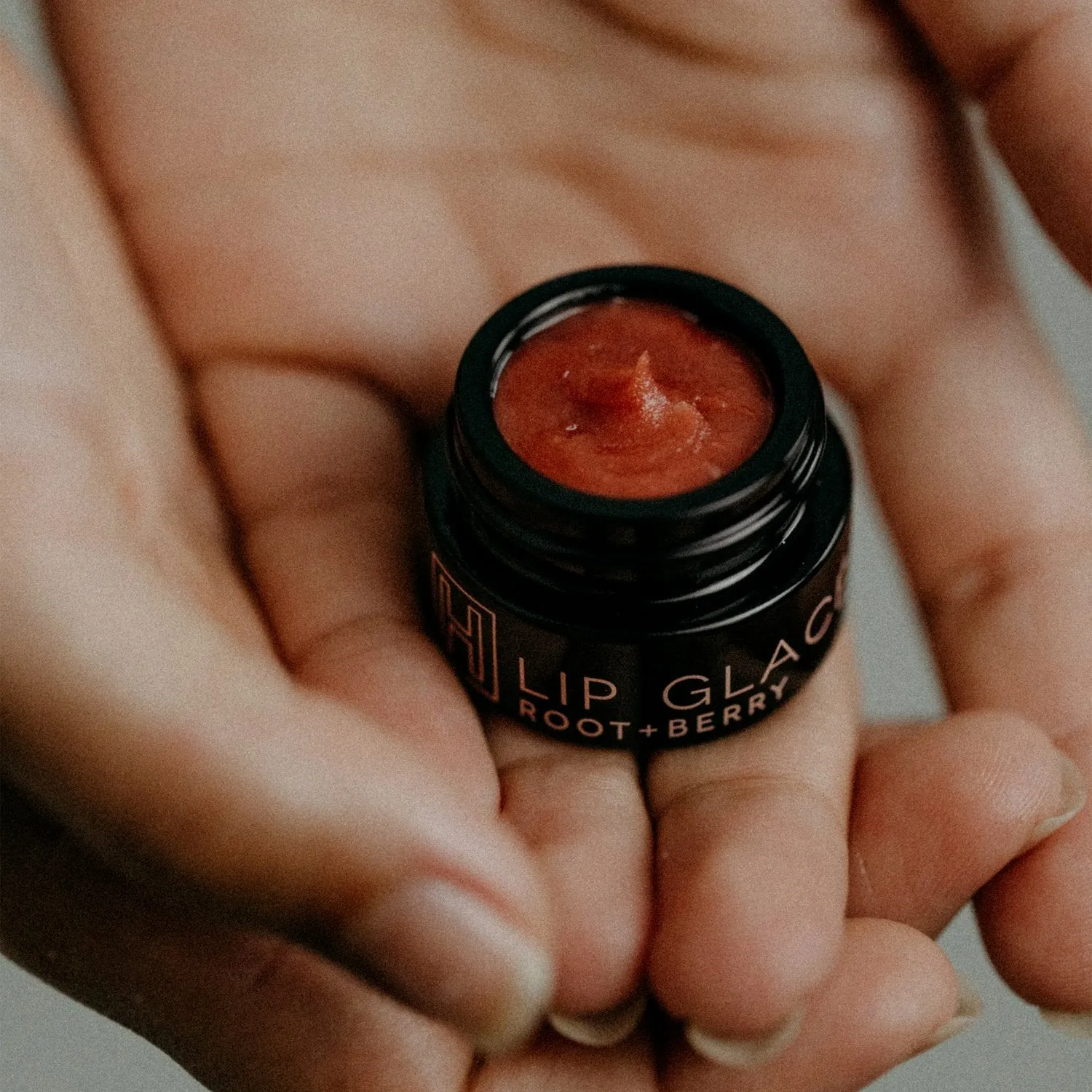 H IS FOR LOVE - Lip Glacé