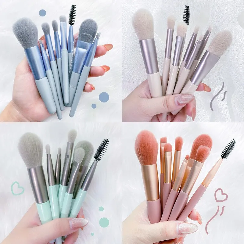 Miss Beauty New 8 Pcs Makeup Brush Set in Random Colors