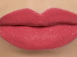 "Sweetie" - Matte Vegan Lipstick